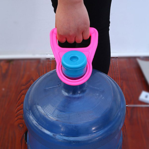 Alat Untuk Angkat Galon Minum Galon Holder / Pengangkat Galon Warna Random