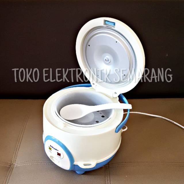 MIYAKO MCM 606 0.6LITER RICE COOKER MAGIC COM MAGIC JAR 3 IN 1 MEMASAK MENGUKUS MENGHANGATKAN NASI