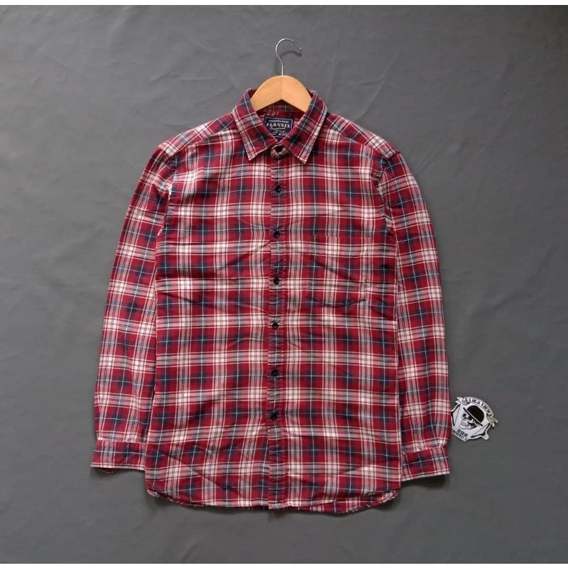 Kemeja Flannel uniqlo plaid tartan shirt