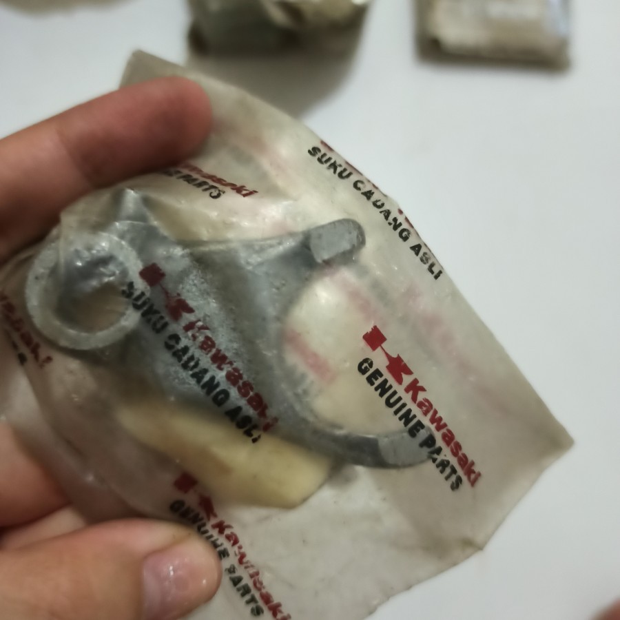 Fork Shift Capit Udang Garpu KAZE Zone R 13140-0037 / 1263