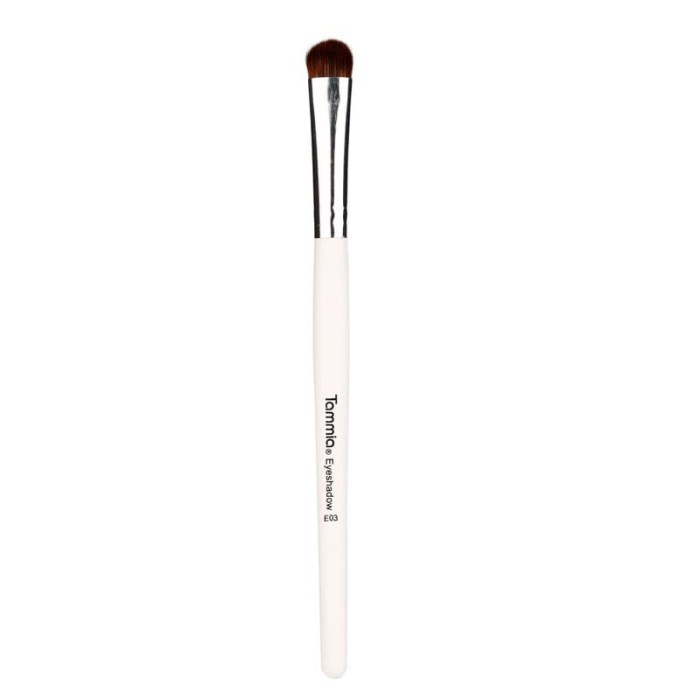 Tammia E03 eyeshadow brush ANANDA_KOSMETIK