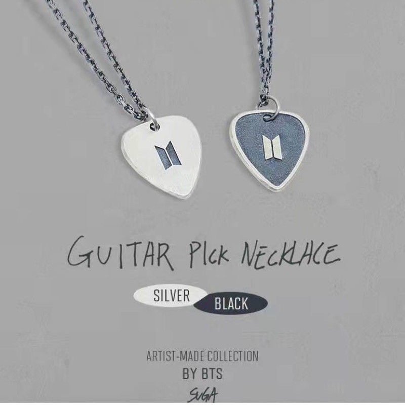 Kalung Rantai Dengan Liontin Pick Gitar BTS SUGA 2022 Bahan Alloy Untuk Wanita