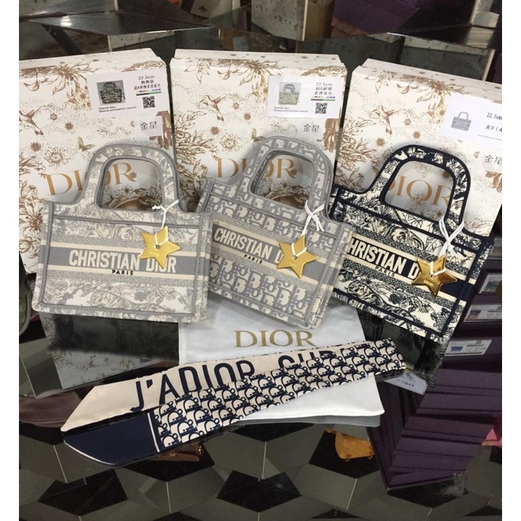 Book Tote Mini ( Bordir Timbul ) with Box + Twilly