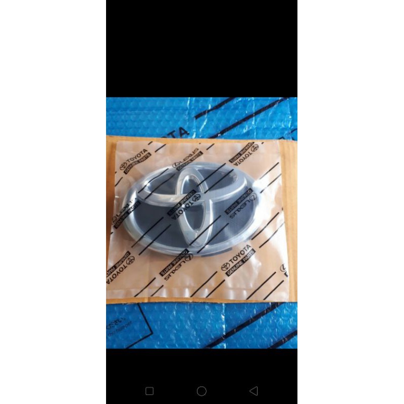 emblem logo gril depan innova reborn