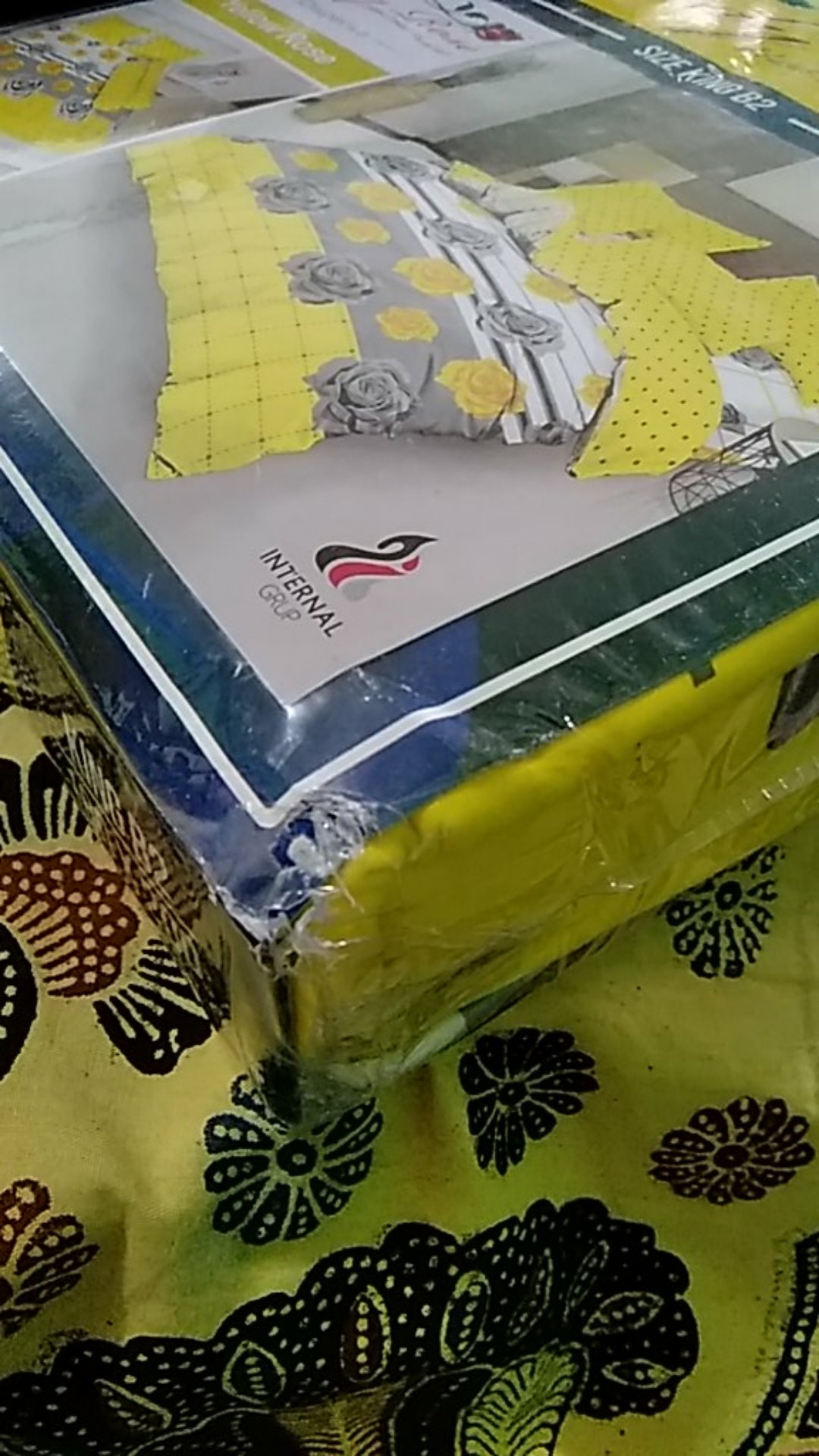 Sprei Lady Rose Uk. 160/180 - Yellow Rose