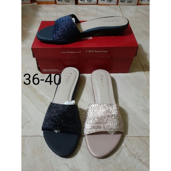 Connexion Sandal Selop Wanita / Slop Sendal Teplek Connexion Original