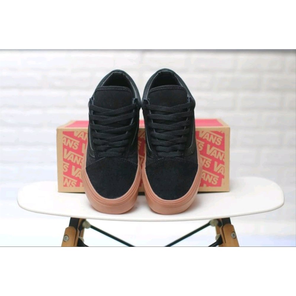 vans old skool black light gum