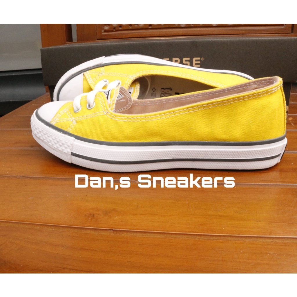 Sepatu converse korea pendek wanita putih wanita korea flat sneaker wanita kets santai