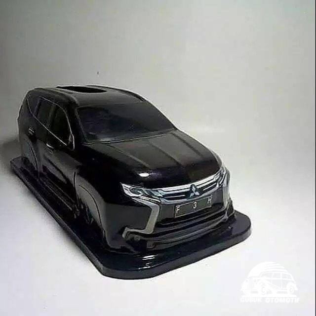 pajero sport diecast