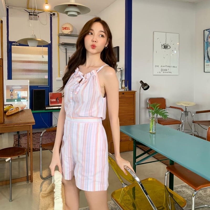 BEFAST - ZEC OOTD Wanita Setelan SIERYA / Picato Set / Set Marsmellow / Set Wanita Terbaru / Jumpsuit Wanita Sexy / Setelan Atasan Tanpa lengan+Celana Pendek / Outfit Korean Style / Setelan Keluaran Terabru 2022 / Jumpsuit Motif Garis-Garis