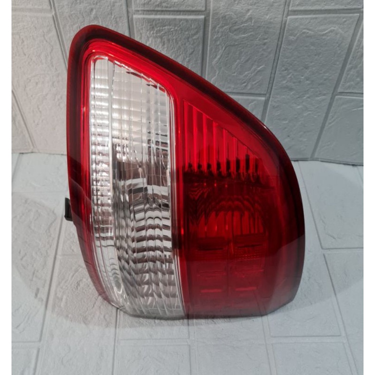 stoplamp/lampu belakang toyota fortuner 2009/2011