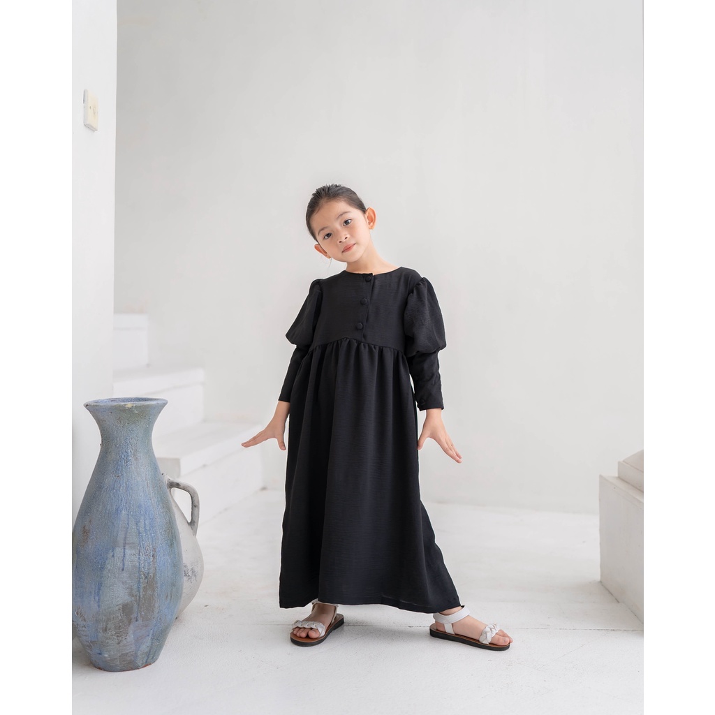 SYAZANI MAXI DRESS | Baju Anak | Dress Anak Perempuan | Dress Crinkle | Dress Muslim Anak | Maxi Dress anak  | Puff Sleeve Dress Anak | Lengan balon | Dress maxi polos basic anak