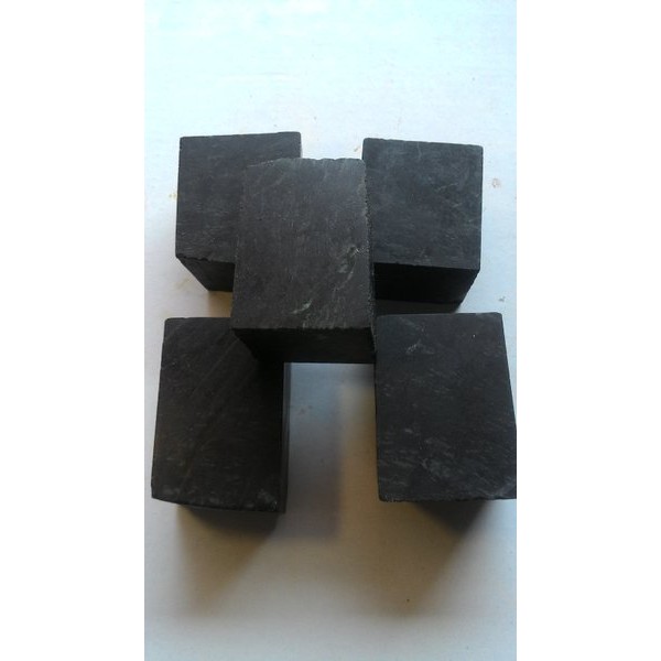 Black Jade Rough Hitam Pekat Nempel Magnet