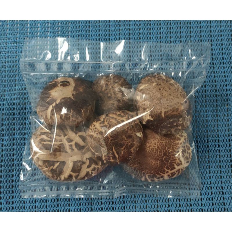 

Jamur Hioko/Shitake Kering 50 Gr
