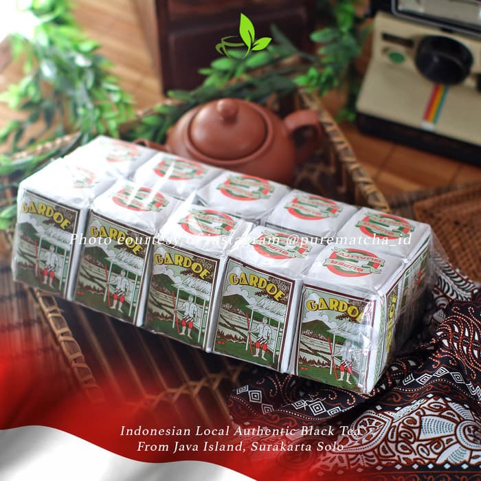 

Teh Solo - Teh GARDOE HIJAU Indonesian Local Javanese Black Tea 1 bal - tth414