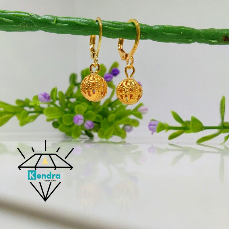 Anting Wanita Bola Kerawang Perhiasan Lapis Emas 18K  Yaxiya Jewelry