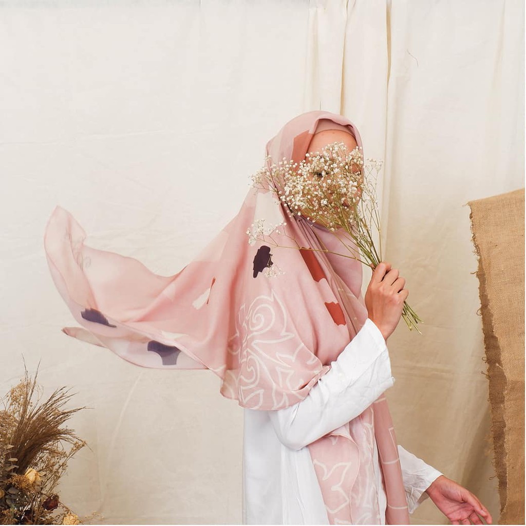 Hijab Voal Printing Laser Cut Jilbab Segi Empat Syari Motif Anjani