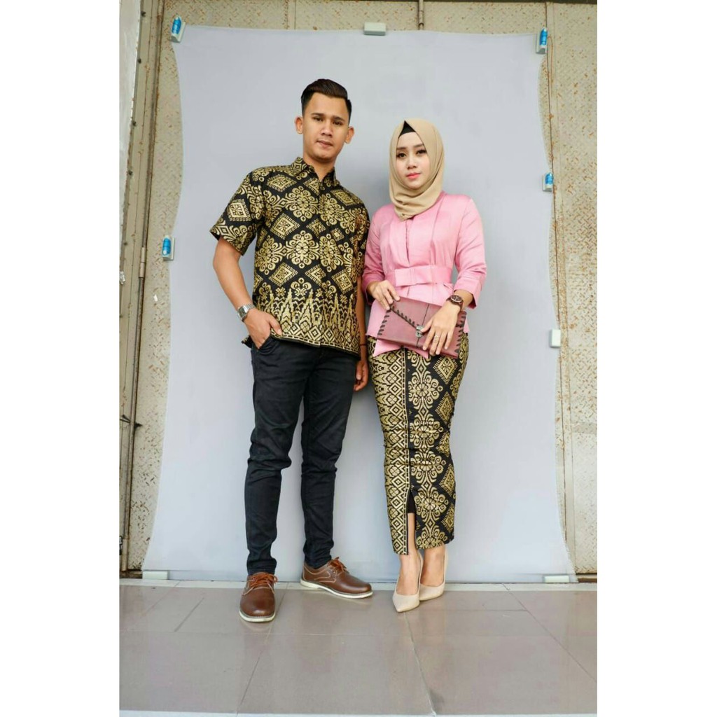 Couple New Gishella Prada RnB Naomi Wajik Sarimbit Batik Modern Prada Kutu Baru Seragam Pesta Muslim