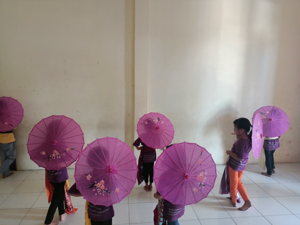 Payung Nari Kecil Diameter 58cm / Payung Bahan Kain / Payung China / Payung Jepang / Dekorasi Imlek