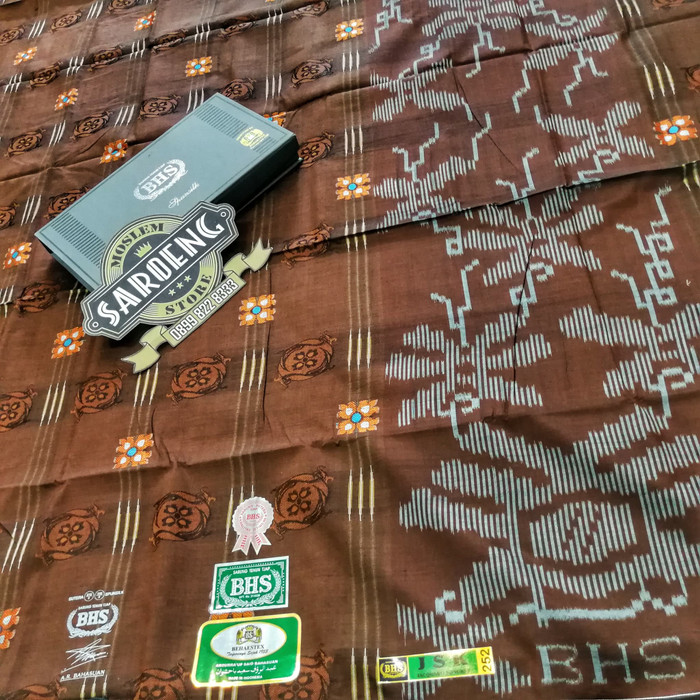 Motif D Sarung Tenun BHS Spunsilk 210 JSK silver Full sutra Songket
