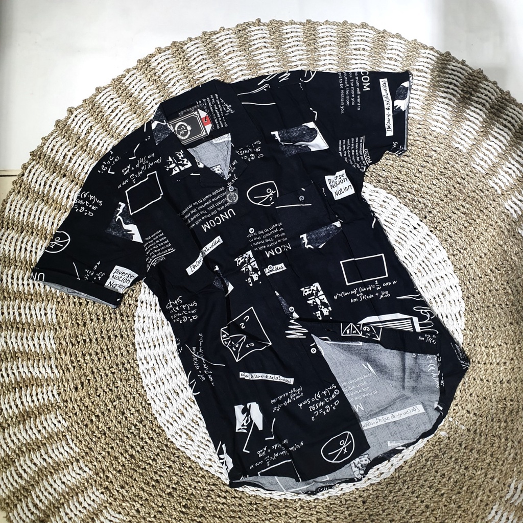 Kemeja Pria Lengan Pendek Hawaii Full Print Motif Abstrak Slimfit Atasan Cowok Kasual Pria Dewasa