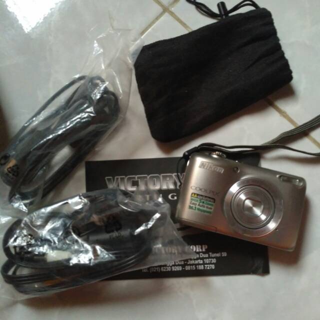 DIJUAL KAMERA POCKET NIKON LG26