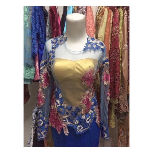 KEBAYA BIRU 1 SET ATASAN DAN BAWAHAN