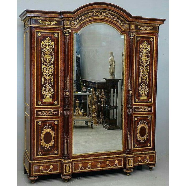 lemari jati 3 pintu ukiran mewah