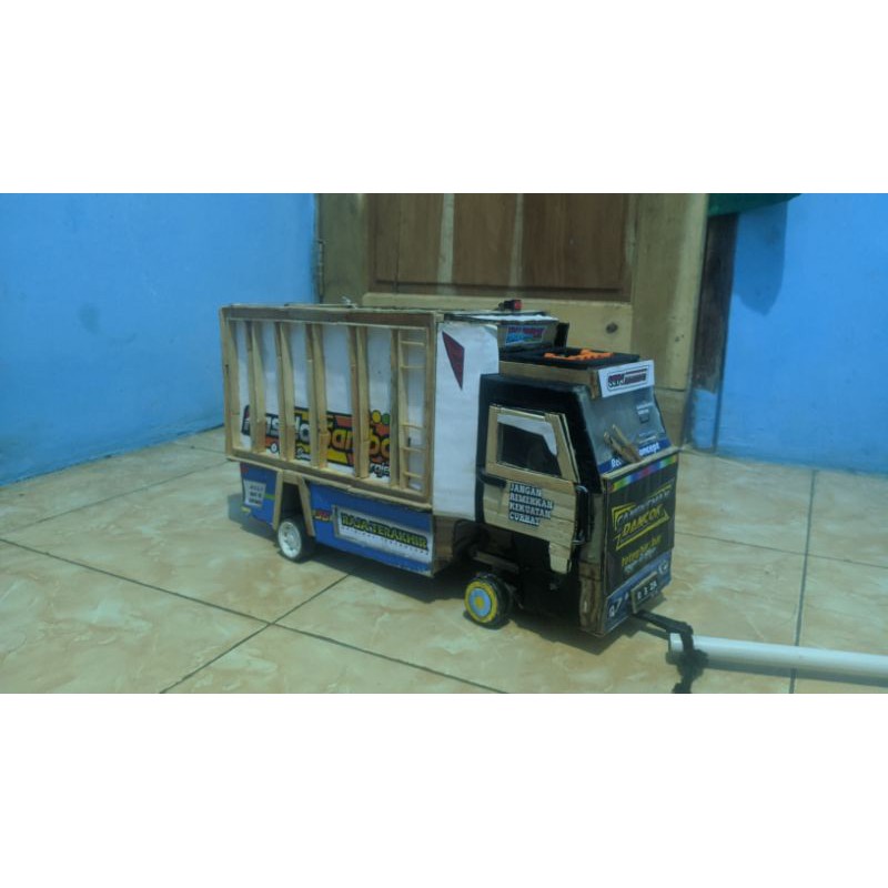 Miniatur Truk Oleng Dari Kardus + Lampu