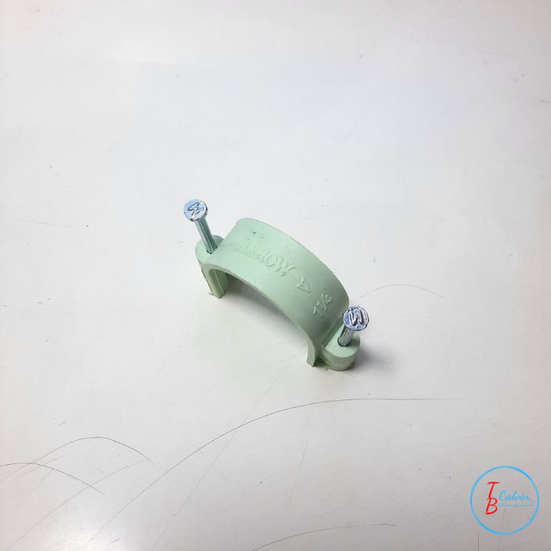 Klem Pipa 1 1/4 inch + Paku Beton 5 cm