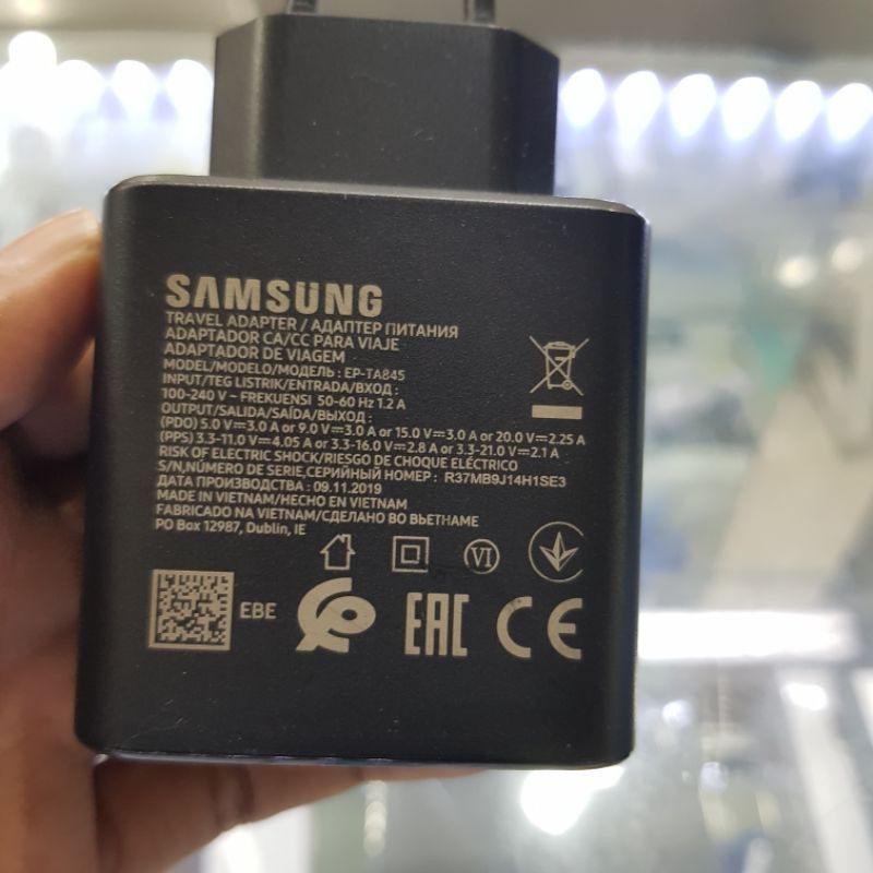 Charger Samsung Super Fast Charging 45 Watt Original Distributor USB C to C