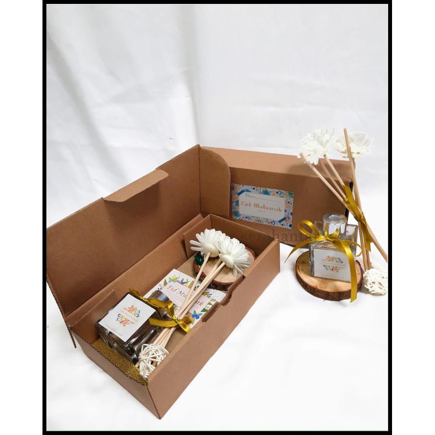 

Hampers Souvenir Parcel Lebaran Idul Fitri Ramadhan Diffuser Pengharum