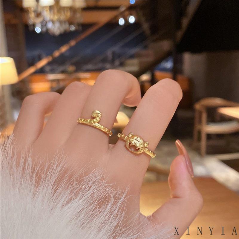 【COD】Cincin Lapis Emas Desain Zodiak Harimau Kecil 2022 Cincin Desain Kartun  Harimau Bahan Kuningan Warna Emas Pasir Gaya Vietnam Untuk Wanita