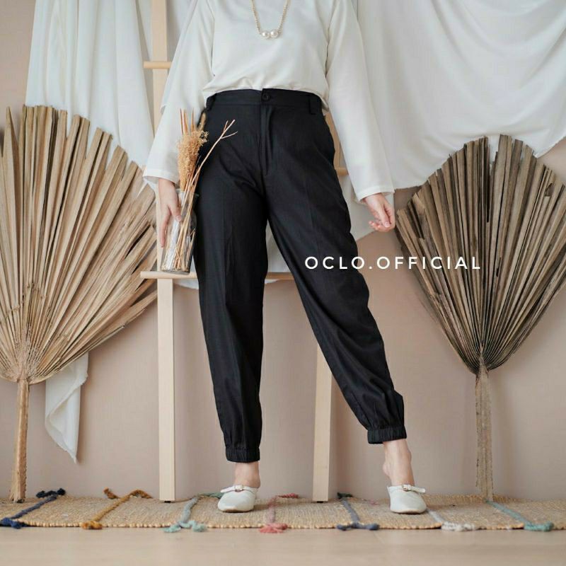 Diandri Jogger by Oclo Official