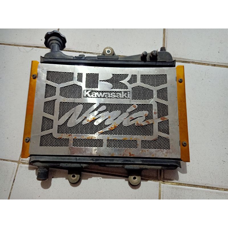 radiator Ninja Rr original Bekas Kondisi 90% bonus Cover