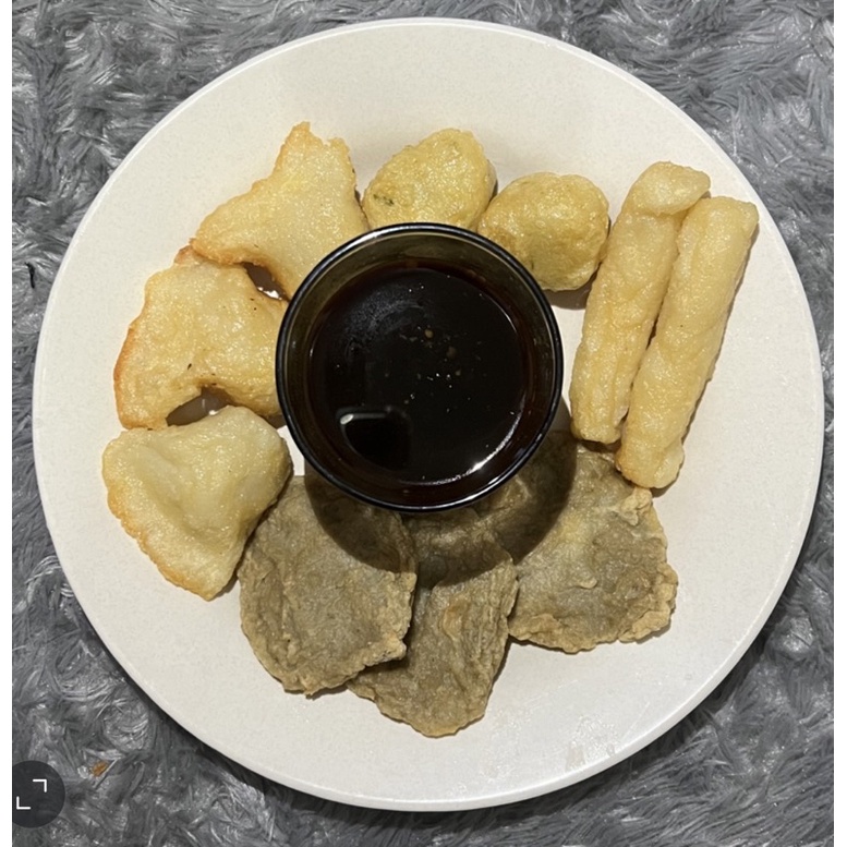 

pempek palembang by hadapira_sambel