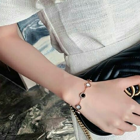 Gelang tangan Wanita Titanium Elegan Korean fashion