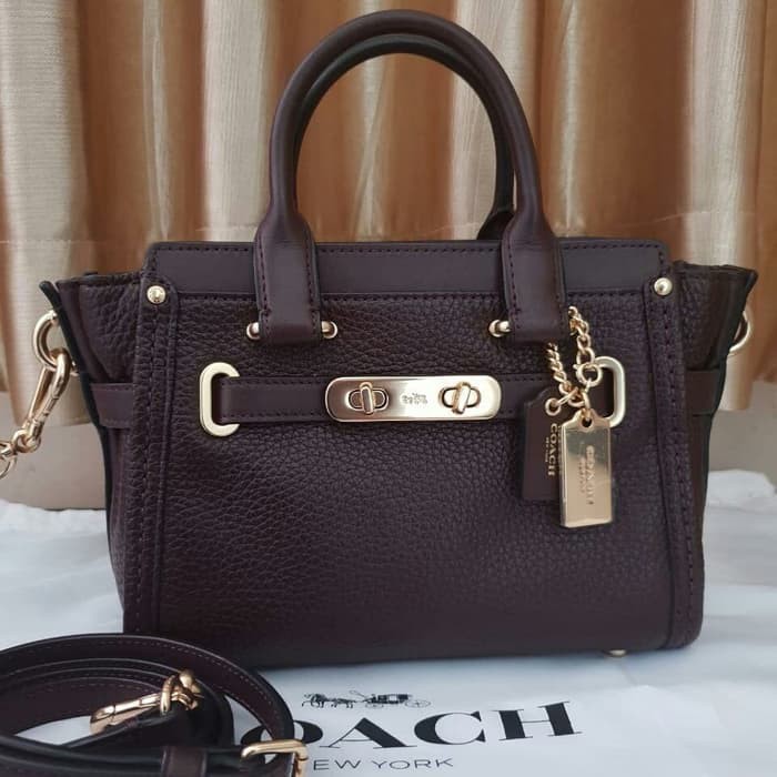 Tas Pesta Keira Embellished Crystal Box Clutch   FL87  Coach Swagger 20 Oxblood