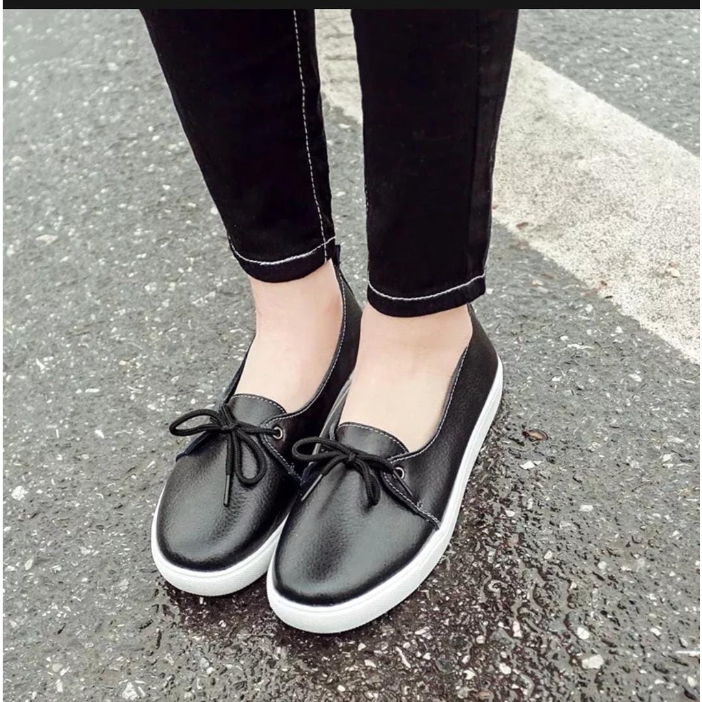 Arumy-Sepatu Wanita Slip On Loafer Casual Slavina Trendy model 2021/sepatu kuliah/sepatu sekolah/sepatu santai ukuran 37-40/sepatu trendy model 2022 COD/DINDA Sepatu Wanita Slip On Loafer Casual Slavina Trendy model 2021