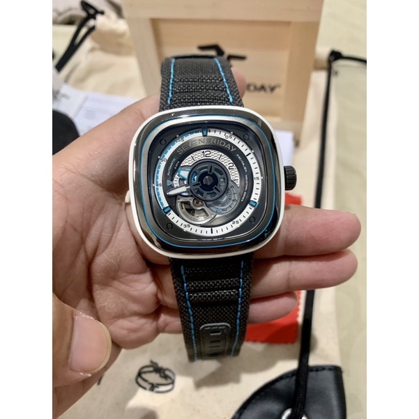 Seven Friday Series P3C/08 NYD Beach Club sapphire crystal sevenfriday