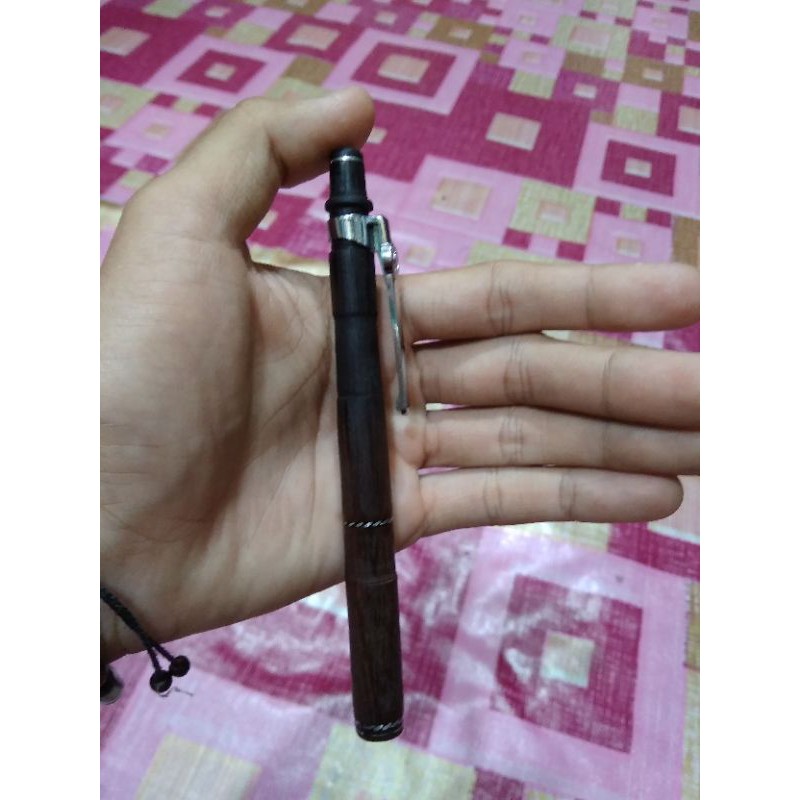 

CEMETI BENTUK PULPEN