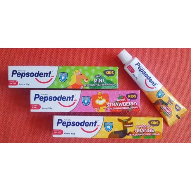 Pepsodent Sikat Gigi + Pasta Gigi Anak Stawberry Orange