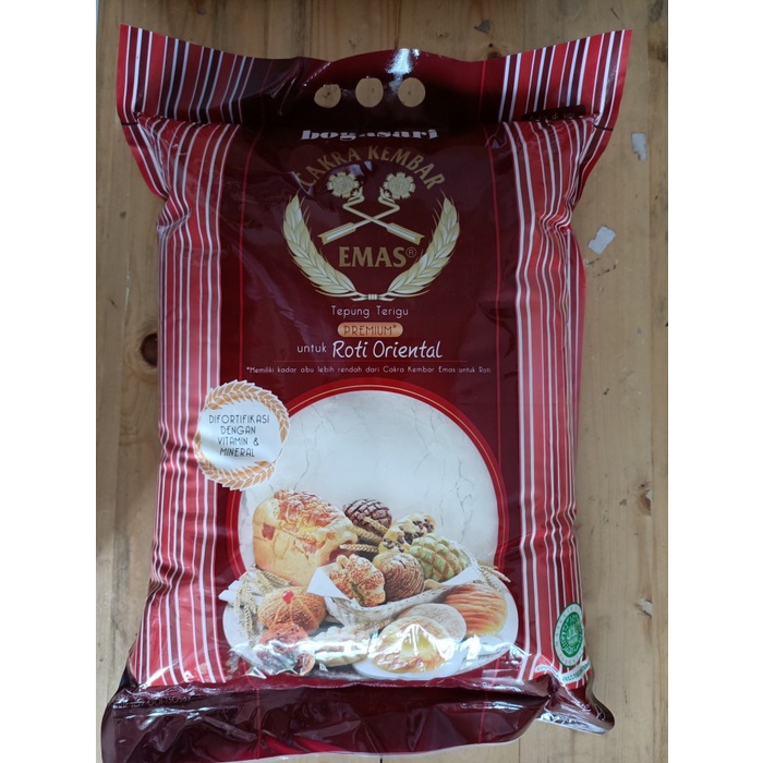 

BISA COD Bogasari Cakra Kembar Emas Premium untuk Roti Oriental 5Kg