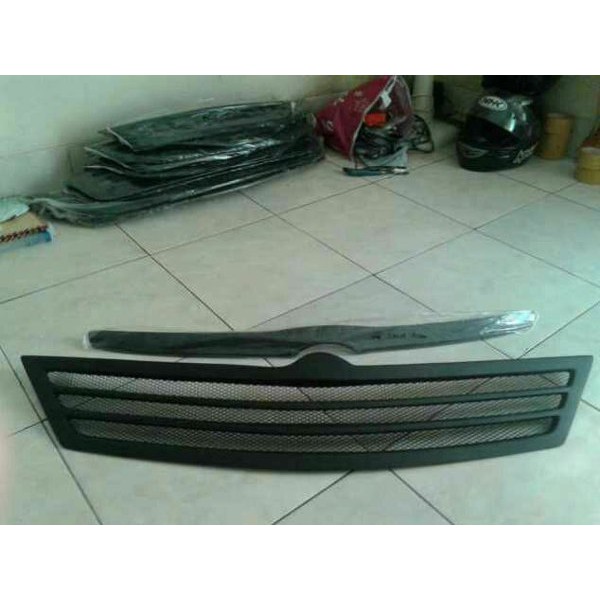 grill innova 2010 - 2011