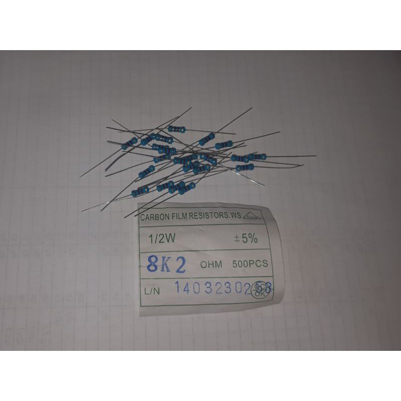 Resistor 1/2watt 8K2 (10pcs)