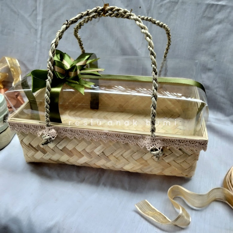 

kotak seserahan premium uniq wadah roti kue Besek Nikahan 28x17 BMT /hantaran/nikahan/seserahan/hampers/bingkisan/wedding/hadiah/giftbox/keranjang/wadah makanan/gift/sembako/roti/cake/nasi/catering/nasi box/food/lamaran/tradisi/craft