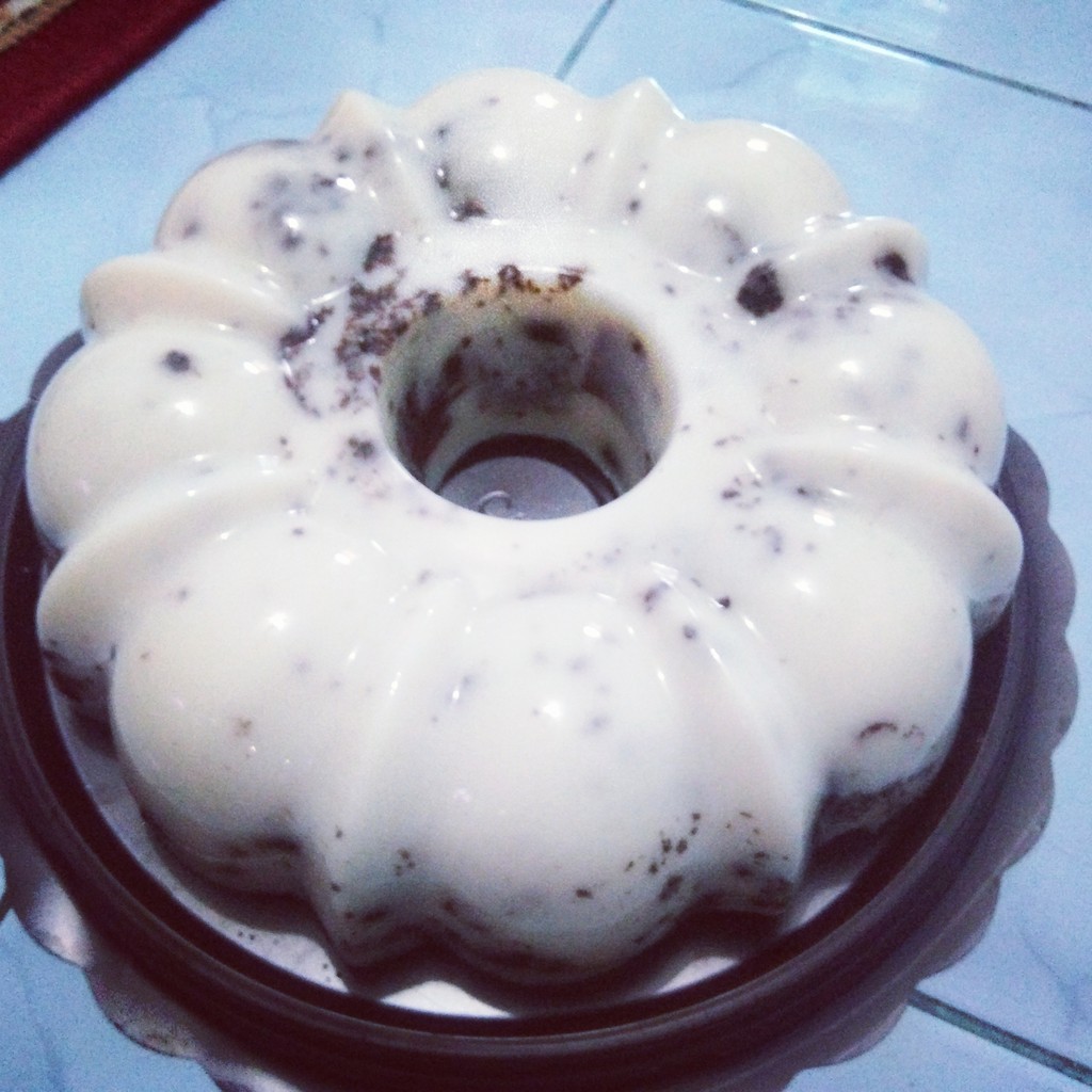 

PUDING CREAM OREO COKLAT 25CM