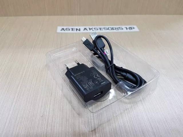 Charger Sony EP-800 Adapter Charger Mini Sony Xperia EP800 Kabel Data Micro / Android Casan Sony