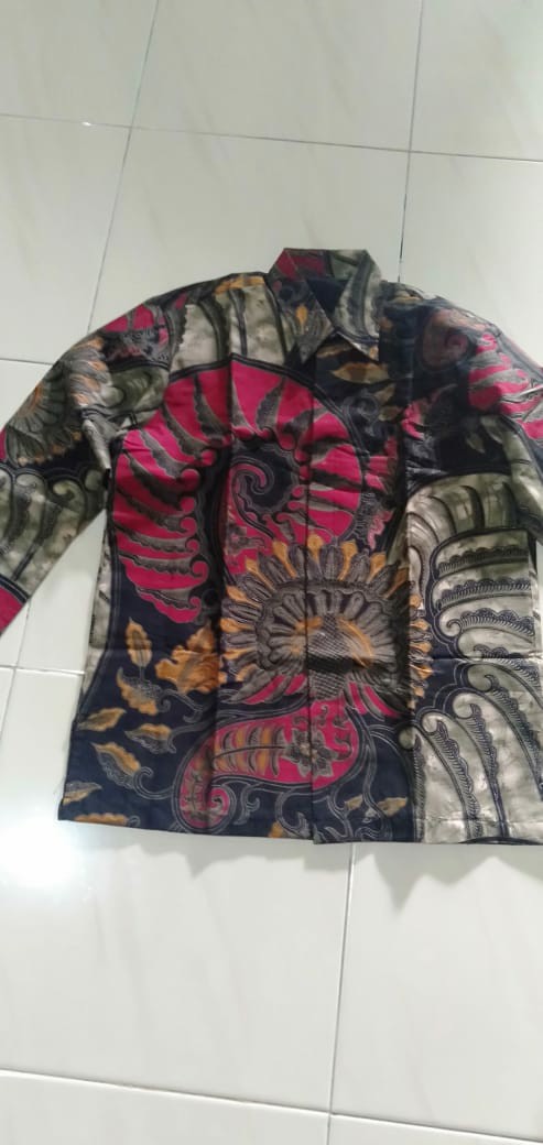 Merak Merah Kemeja Batik Pria Lapis Furing Katun Primisima Batik Solo