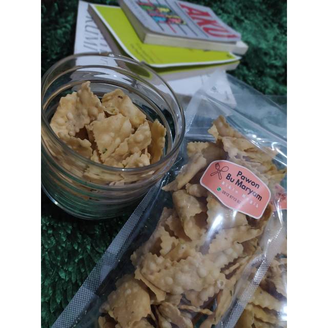 

Kue Bawang